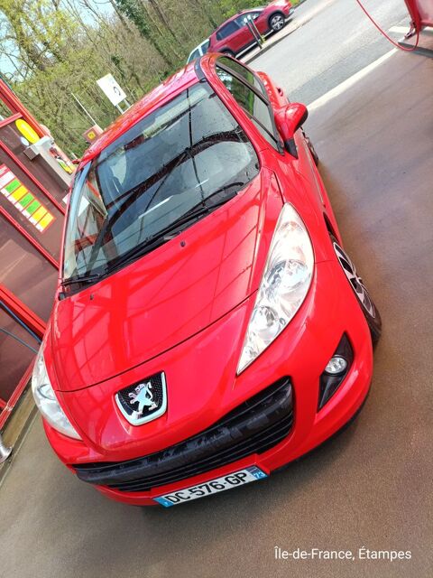 Peugeot 207 + 1.4e 75ch 2014 occasion &Eacute;tampes 91150