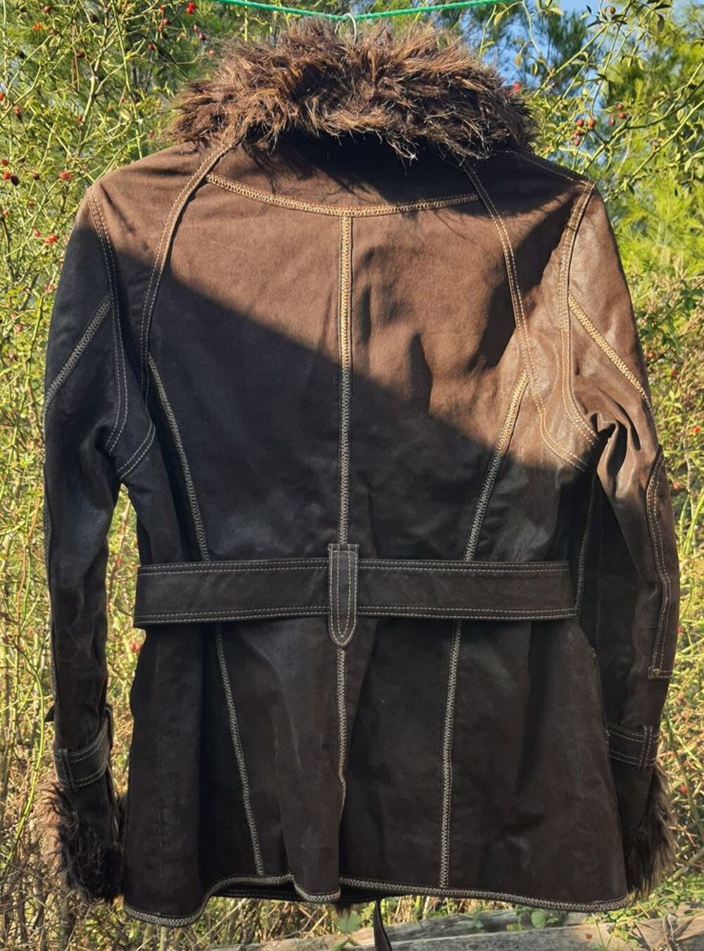 Veste cuir v&eacute;ritable Vtements