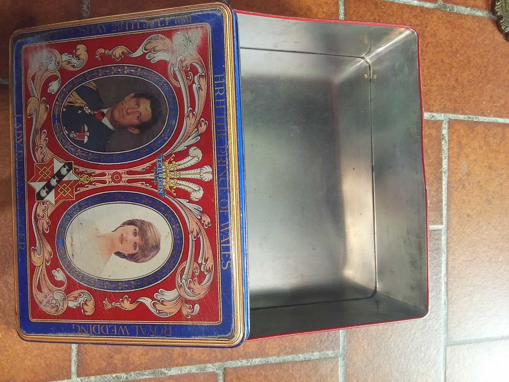 bo&icirc;te a g&acirc;teaux Décoration