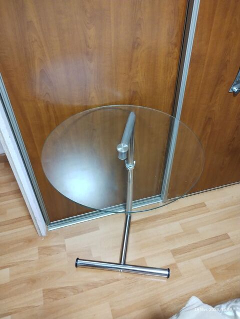 petite table en verre ronde  r�glable 60 Mathay (25)