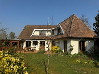  Maison à vendre 9 pièces 244 m²