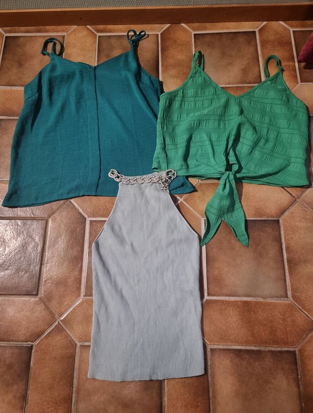 Lot de 3 d&eacute;bardeurs vert pour femme taille M Vêtements