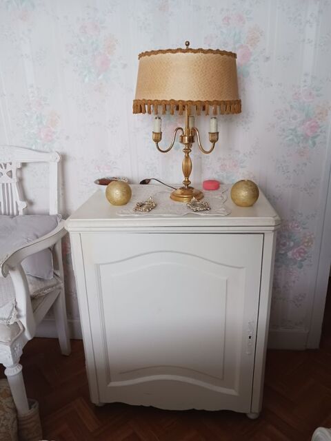 Petit meuble peint 50 Tours (37)