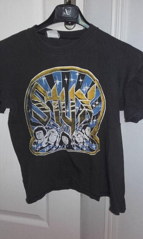 T-Shirt : Styx - Ann�es 70 - Taille : M 30 Angers (49)