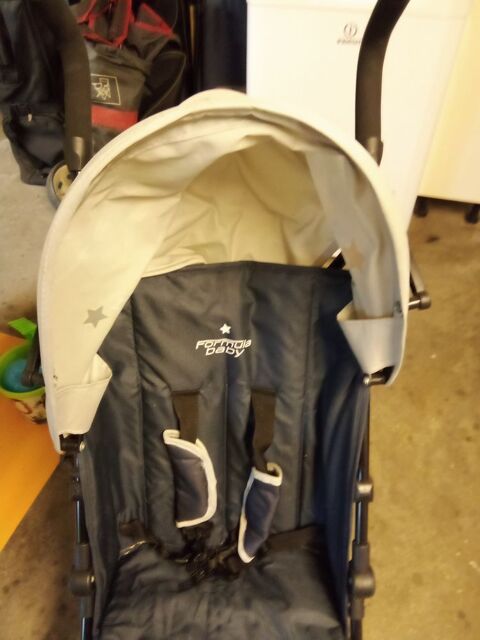 Poussette pliable 30 Pau (64)