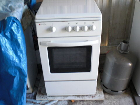 cuisiniere a gaz 40 Villefranche-d'Allier (03)