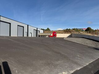  Parking / Garage à louer 1000 m²