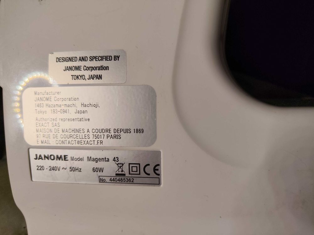 machine &agrave; coudre janone Magenta 43 Electroménager