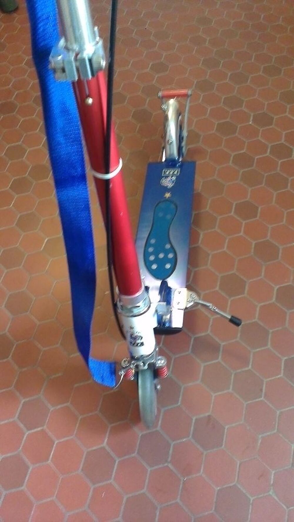 TROTTINETTE EQUIPE DE FRANCE CHAMPIONNE D'EUROPE 2000 Jeux / jouets