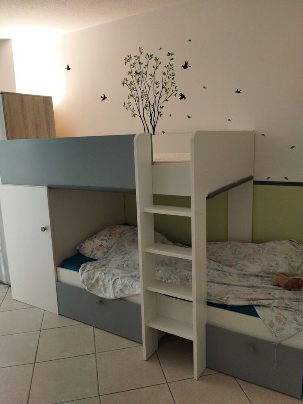 FAIRE OFFRE -LITS SUPERPOSES ARMOIRE INTEGREE+TIROIRS Mobilier enfants