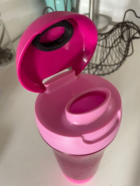 Gourde Tupperware 10 Suresnes (92)