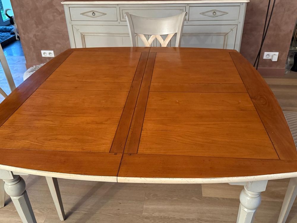 Salle &agrave; manger TIFFANY ( table + chaises + enfilade Meubles