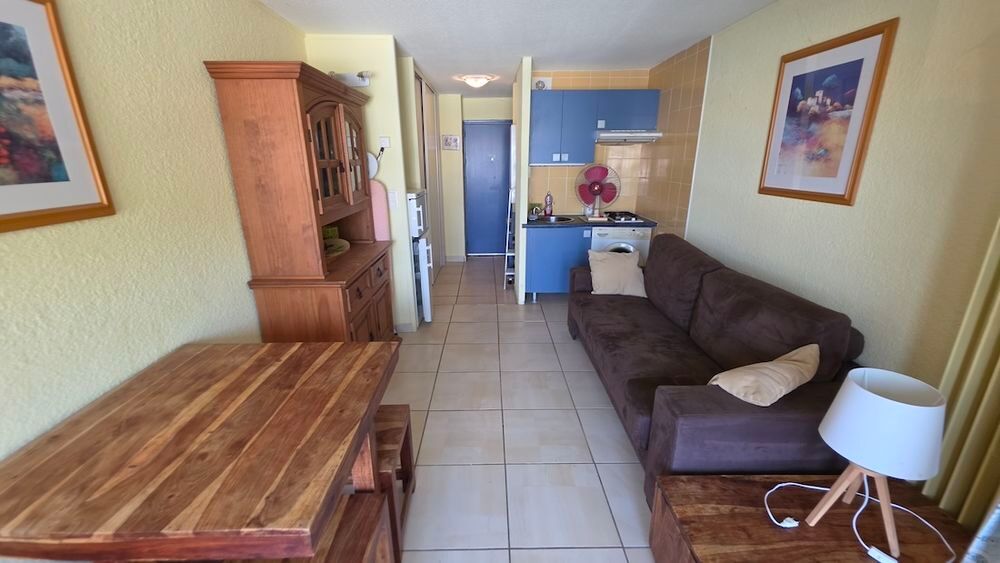 Vente Appartement LE CAP D'AGDE: Situé à proximité du quai Malfato / Île des marinas: Studio meublé avec loggia vitrée. Le cap d agde