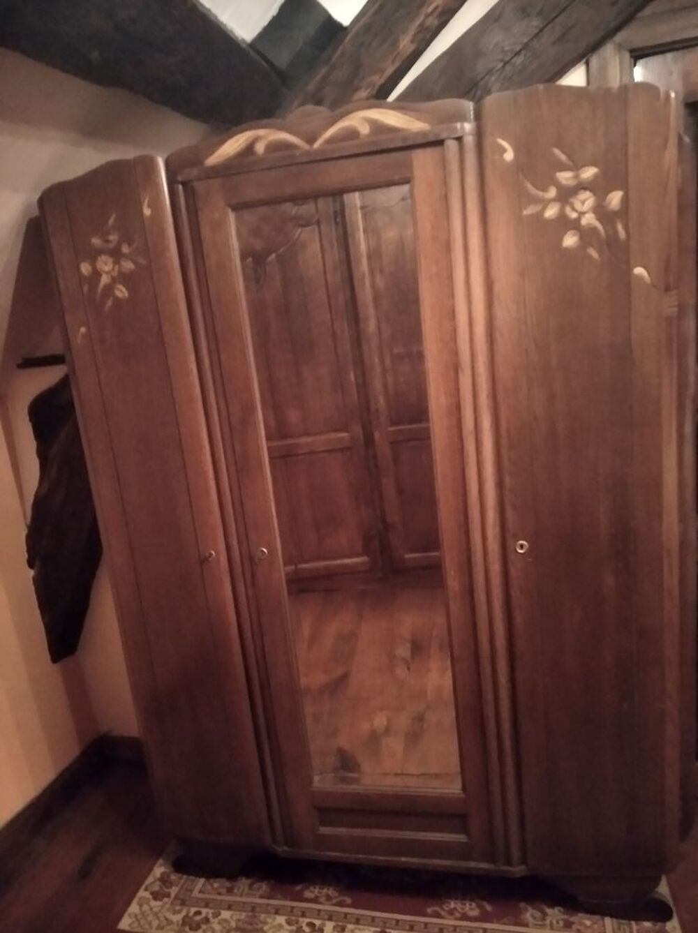 Armoire on sale 1950 vintage