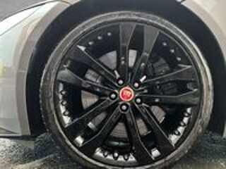 F-Type Cabriolet V8 5L 450 ch BVA8 R-Dynamic Black 2023 occasion 83000 Toulon
