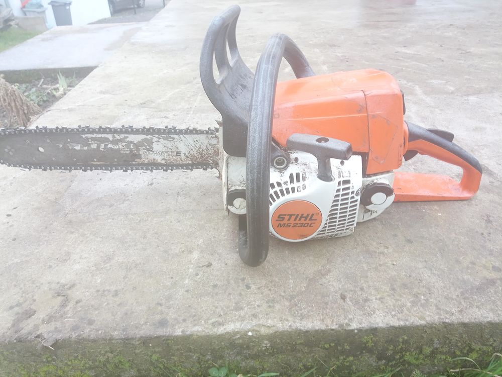 Tron&ccedil;onneuse Stihl ms 230 Bricolage