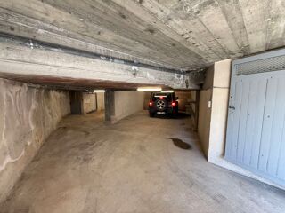  Remise / Grange � louer 2 pi�ces 100 m� Barbentane