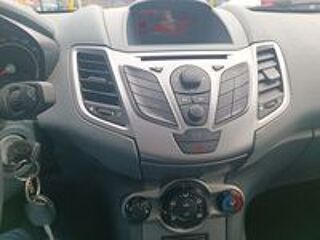 Fiesta 1.25 82 Ambiente 2008 occasion 31150 Fenouillet