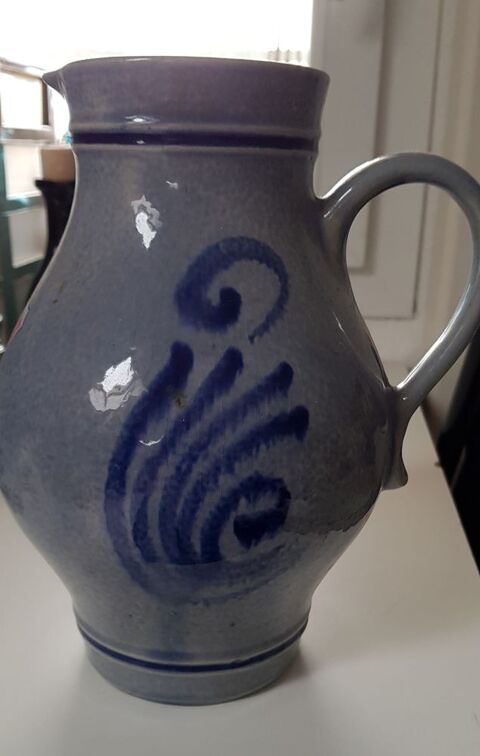 Cruche  eau grs Gernsheim am rhein 15 Oraison (04)