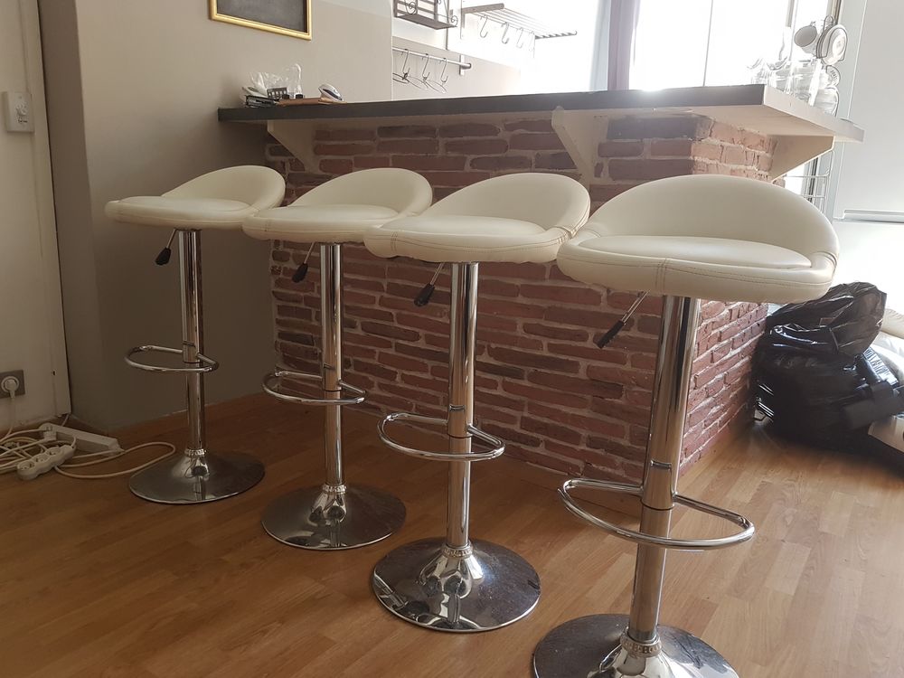 4 tabourets de bar Meubles