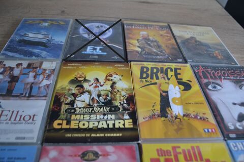 Lot 11 films DVD 8 Torigny-les-Villes (50)