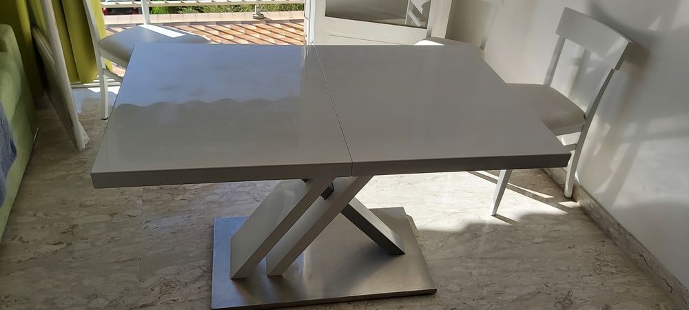 TABLE SALON Meubles