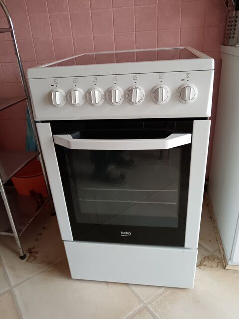 Cuisini�re �lectrique TBE 100 Saint-Genest-Lerpt (42)