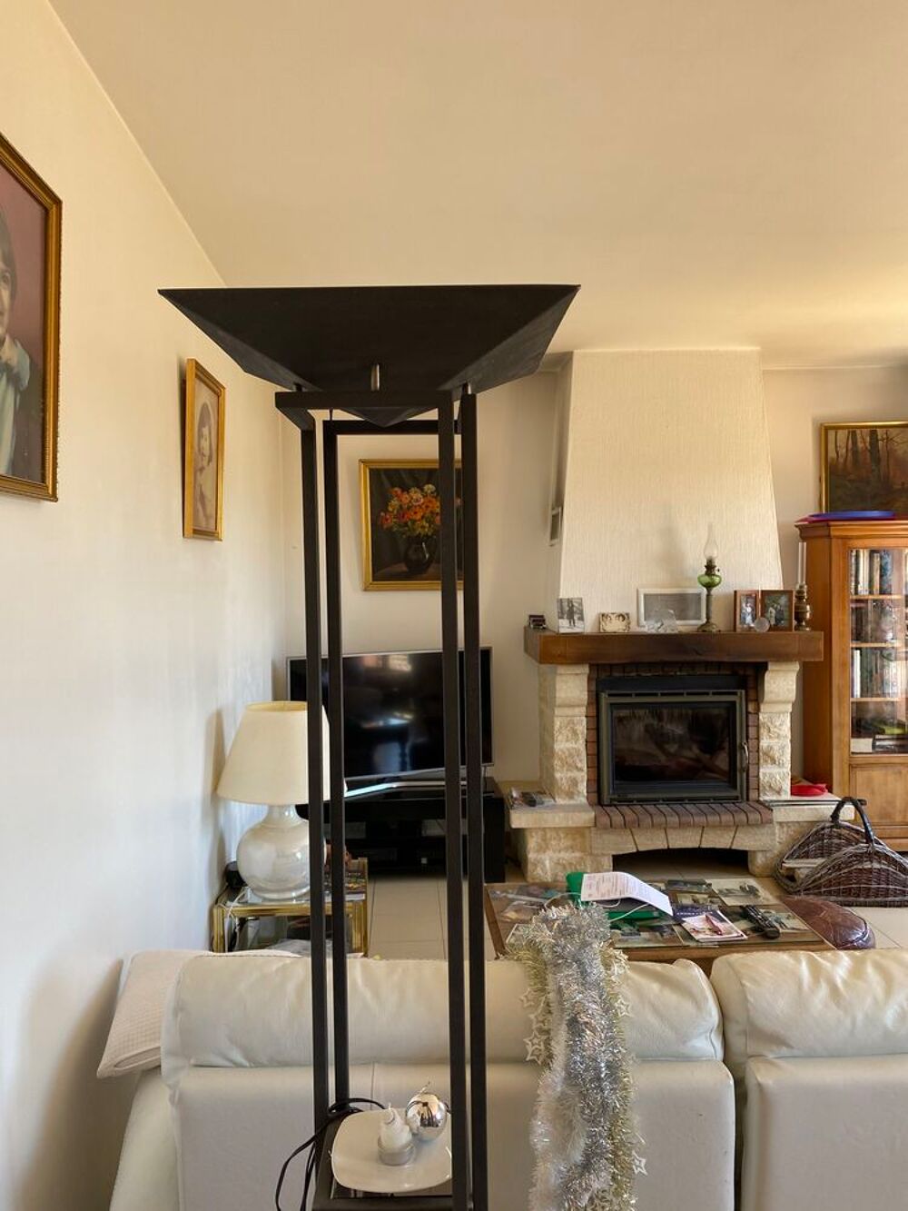 LUMINAIRE EN ACIER Décoration