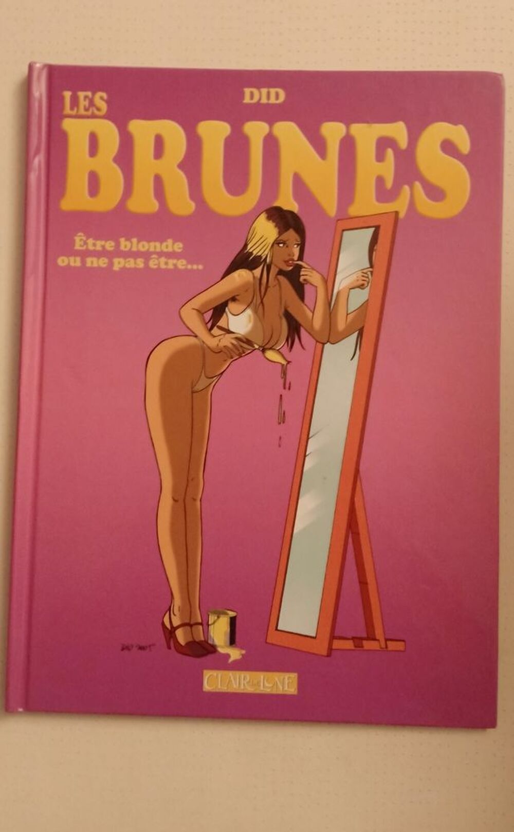 BD les brunes Livres et BD