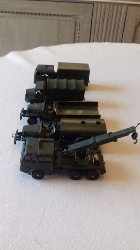 dinky toys 5 vehicules militaires 100 Lyon 3 (69)