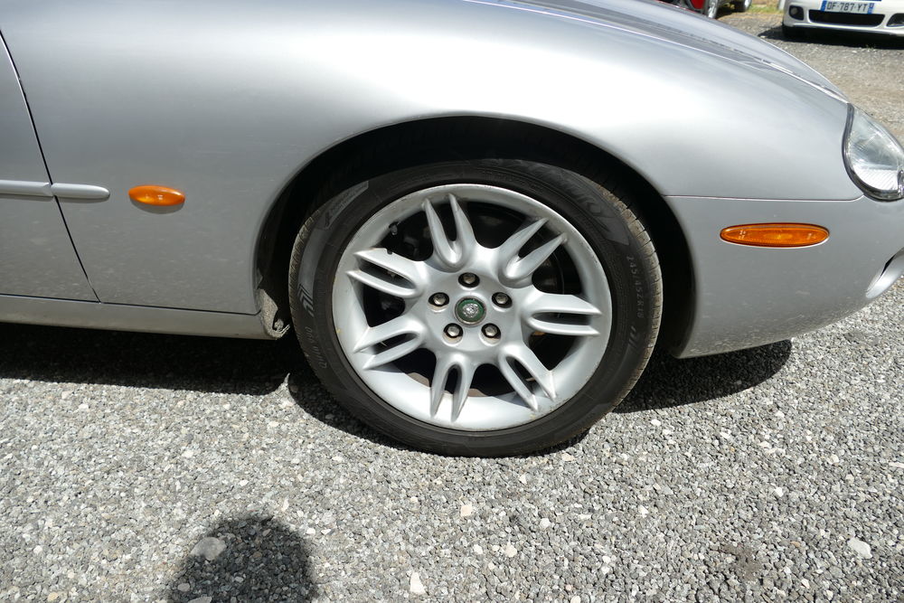 XK8 4.0i V8 Cabriolet occasion 13600 La Ciotat