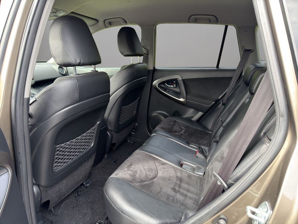 RAV 4 RAV4 150 D-4D 4WD Lounge 2010 occasion 93390 Clichy-sous-Bois