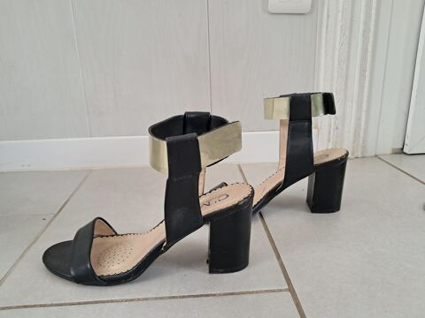 Chaussures tr�s bon �tat pointure 40 8 Le Mans (72)