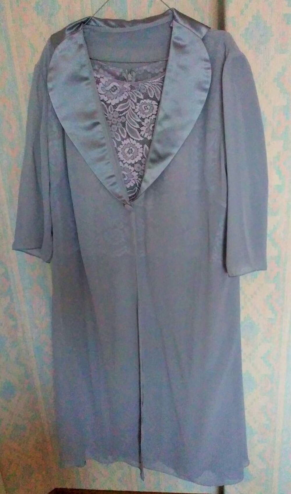 ensemble Robe c&eacute;r&eacute;monie manteau l&eacute;ger JJ'S House gris Vêtements