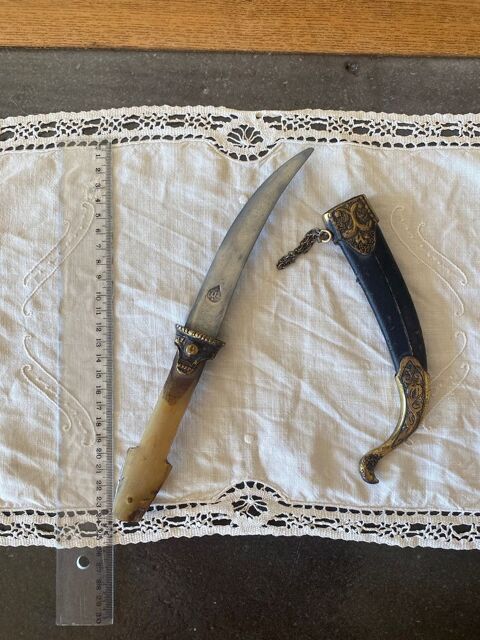 Poignard avec tui manche en corne de blier, dcorations en 15 Rambouillet (78)