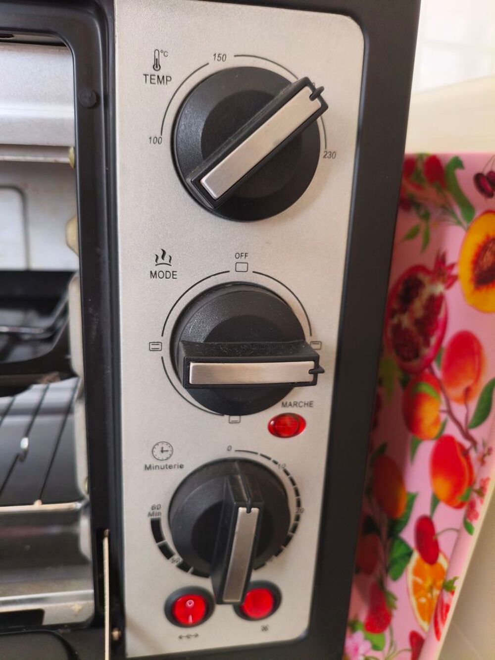 Four &agrave; Chaleur tournante Electroménager