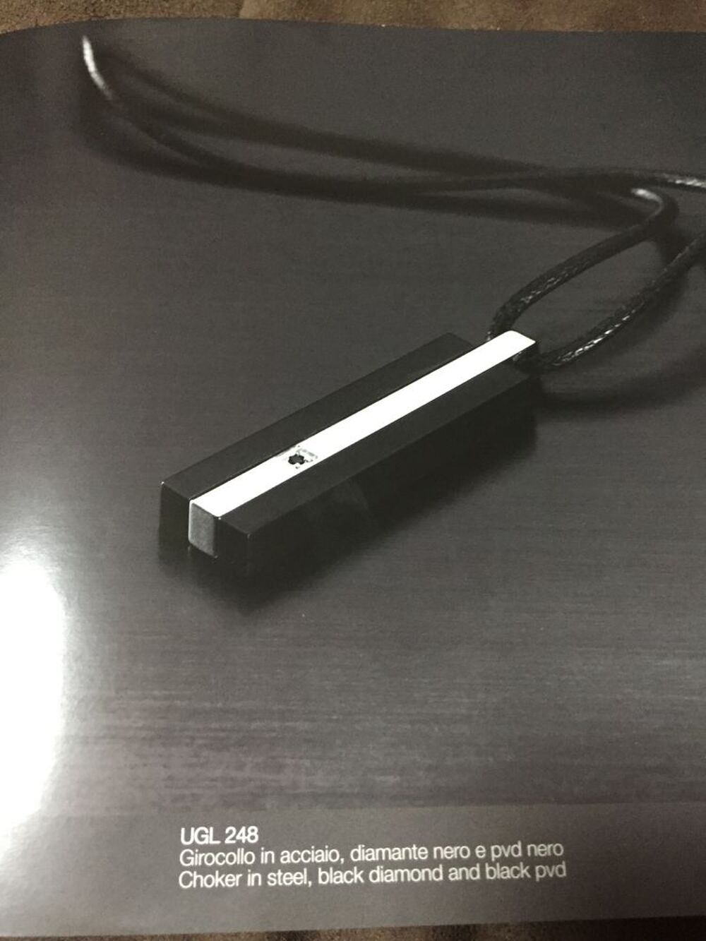 collier marque com&egrave;te UGL 248 Bijoux et montres