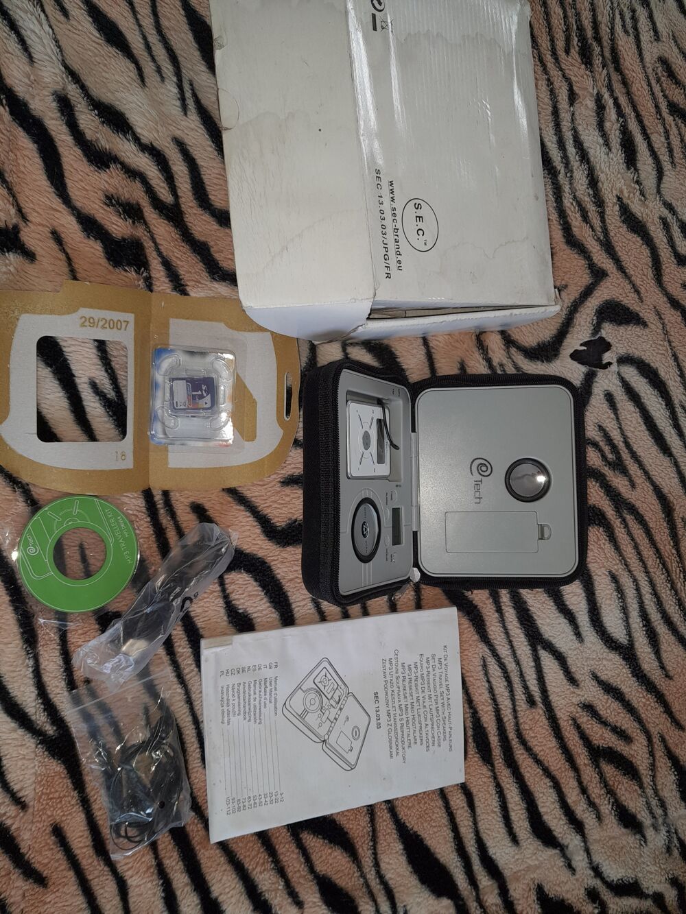 Kit de voyage MP3 Téléphones et tablettes