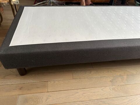 2 sommiers ik�a  0 Puteaux (92)