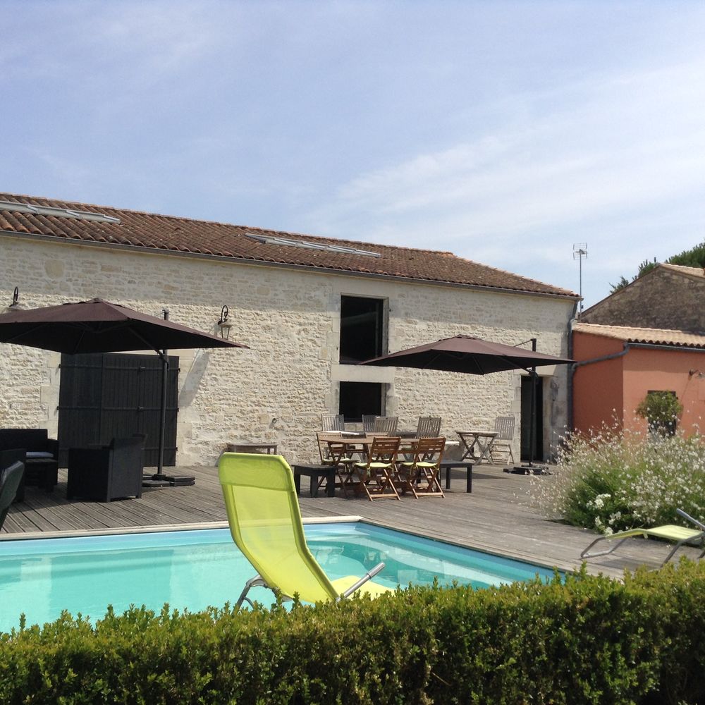  vendre  Proprit/chteau La Rochelle (17000)