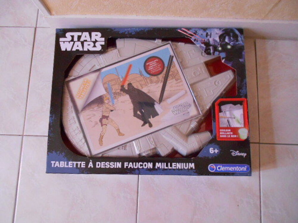 tablette a dessin facon millenium star wars Jeux / jouets