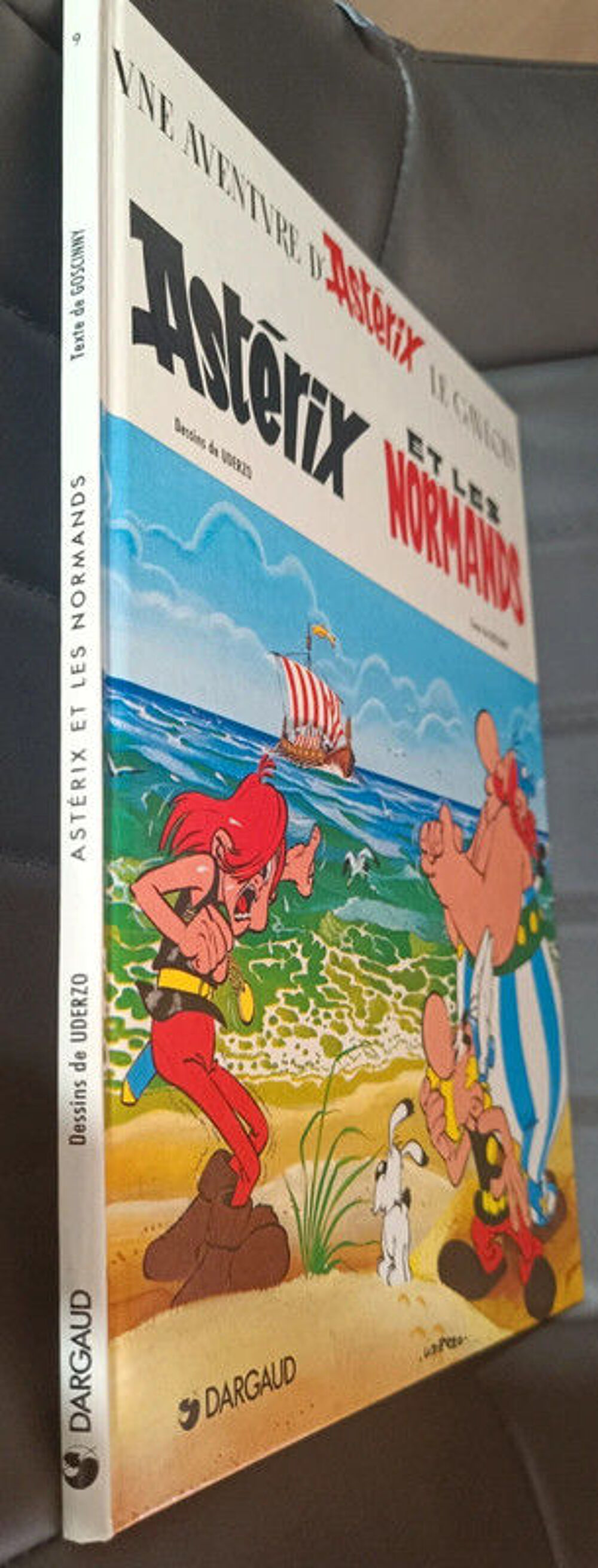 Bande dessin&eacute;e Ast&eacute;rix "Ast&eacute;rix et les Normands" Livres et BD
