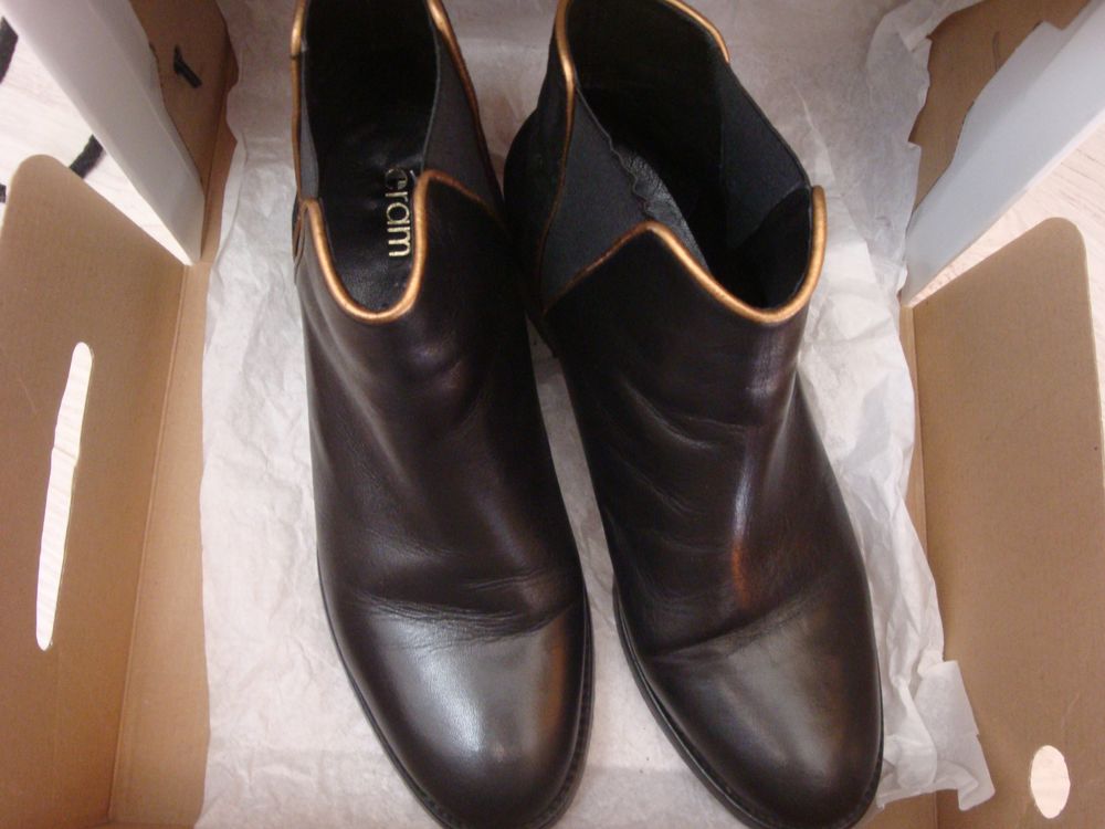 Boots en cuir noir Chaussures