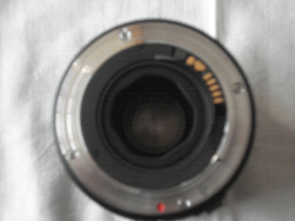 objectif sigma zoom 24-70mm 1:3.5-56 diam&egrave;tres 55 Photos/Video/TV