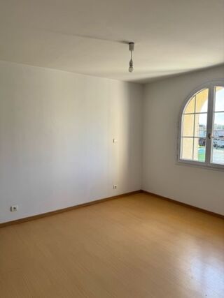  Maison à louer 3/4 pièces 100 m²