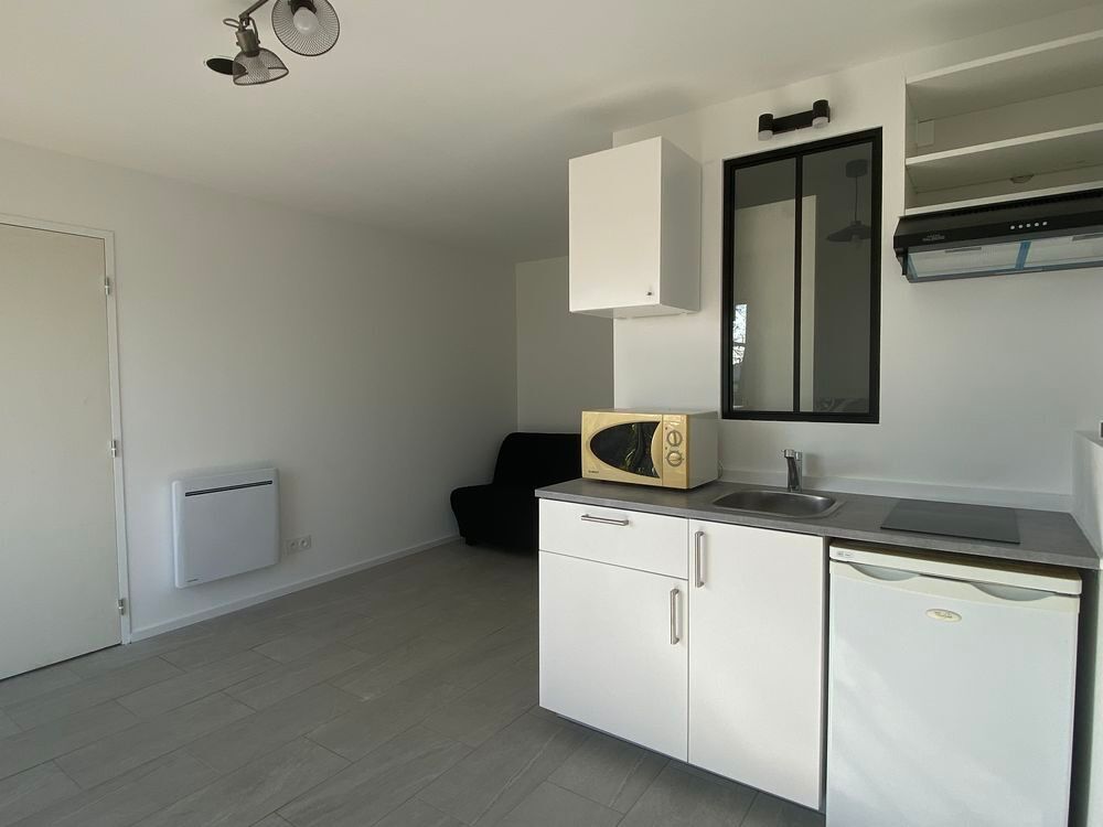 Location Appartement Studio meublé 19m² Orsay/Palaiseau proche écoles et fac Orsay