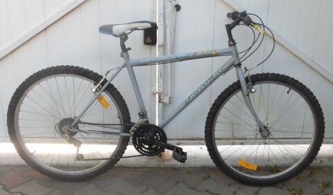 VTT DISTRICT 15 VITESSES 
TOUS CHEMINS RVIS 50 Castries (34)