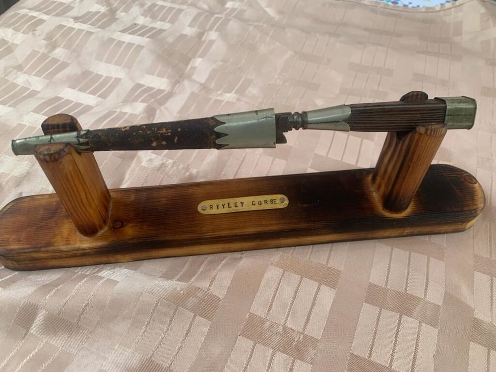 stylet corse a la genoisede 22.5 cm 