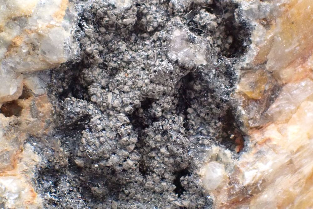 Goethite du Val-d'Ajol Vosges Lorraine France 563gr 