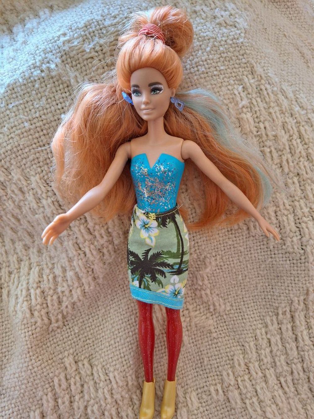 5 poup&eacute;es Barbie Jeux / jouets